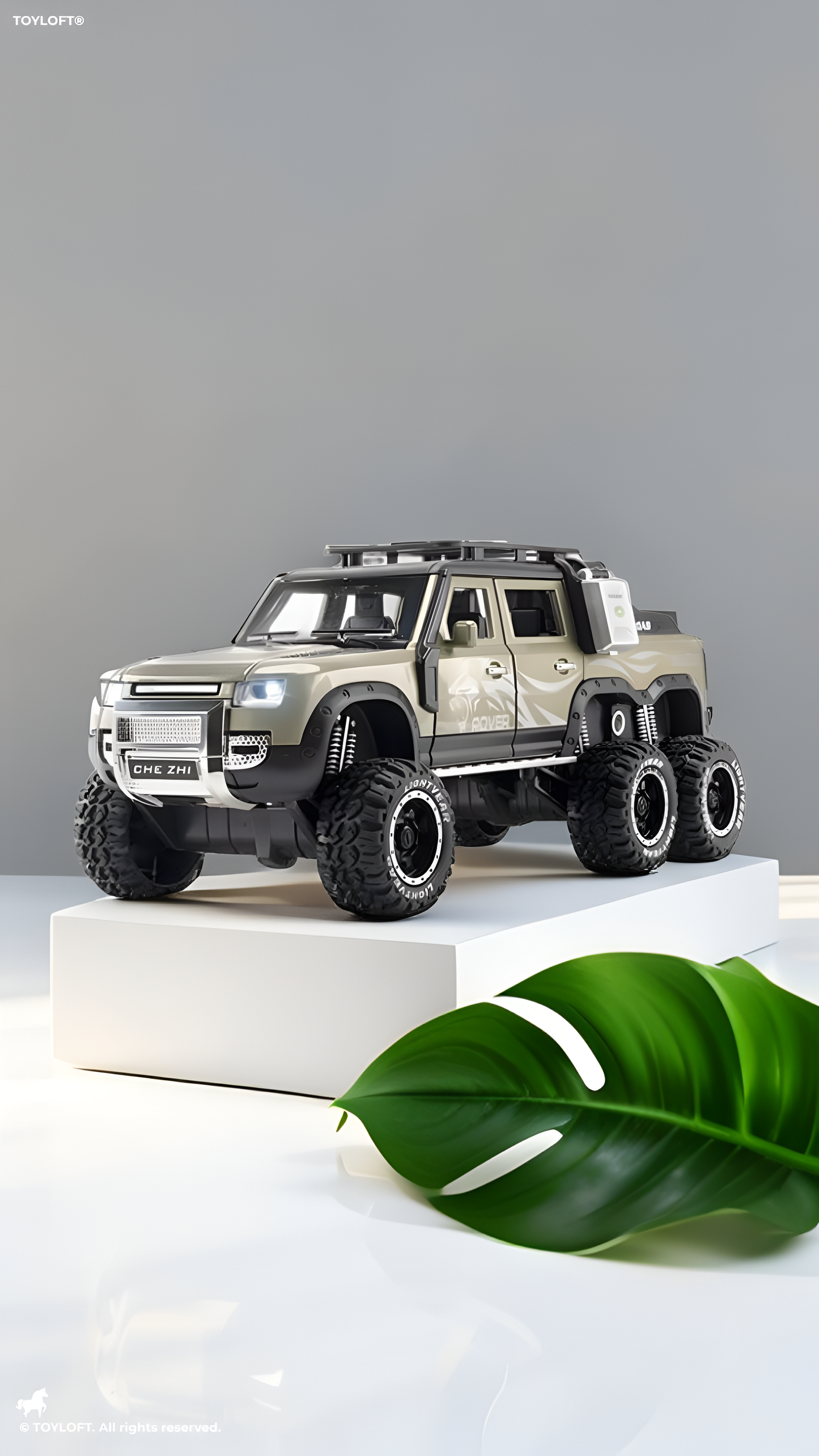 Defender Rover Metal Diecast Car Scale 1:24 - Green (S) - Free Car Inside.