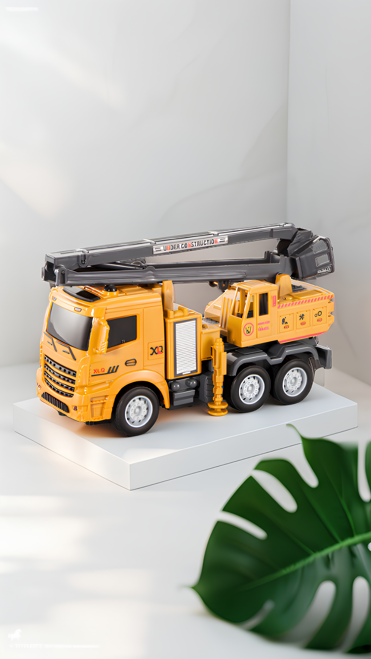RC Construction Cherry Picker Truck Toy – Remote Control Man Lift Crane with Lights, 360° Rotating Boom TV5145.