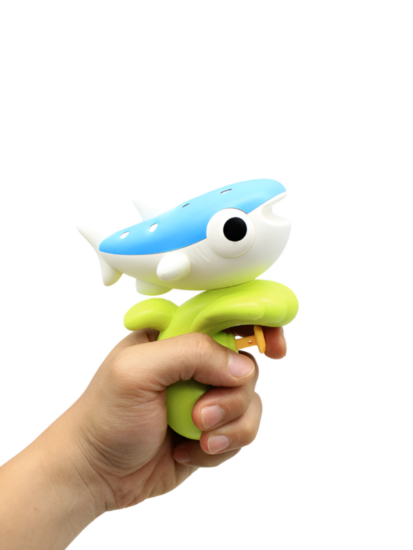 Shark Water Gun Toy for Kids – Fun Summer Beach & Pool Squirt Gun Pichkari Toy LMI11305.