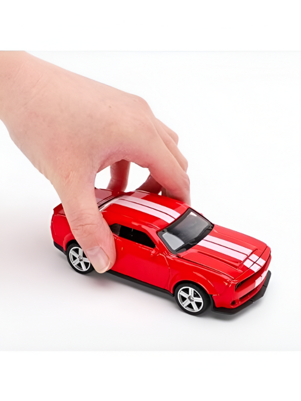 Dodge Challenger SRT Hellcat Die-Cast Model Car 1:32 Scale - Opening Doors, Hood & Trunk LMI15610