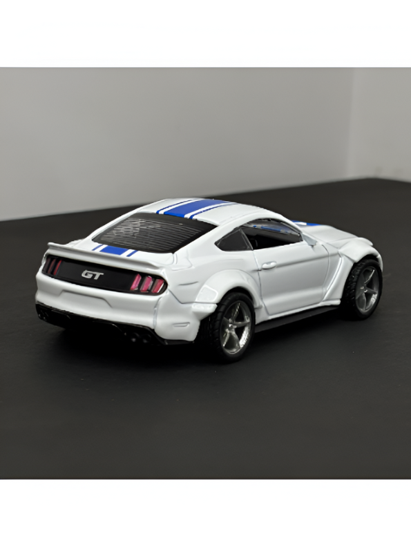 Mustang GT Wide-Body Diecast Toy Car (White) - Scale 1:34 Model Collector's Edition LMI15610