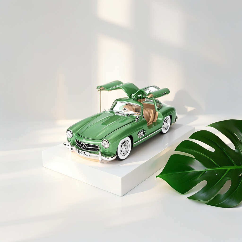 Mercedes Benz 300 SL Gullwing Model Diecast Car Scale 1:24 - Green - Acrylic Transparent Box.