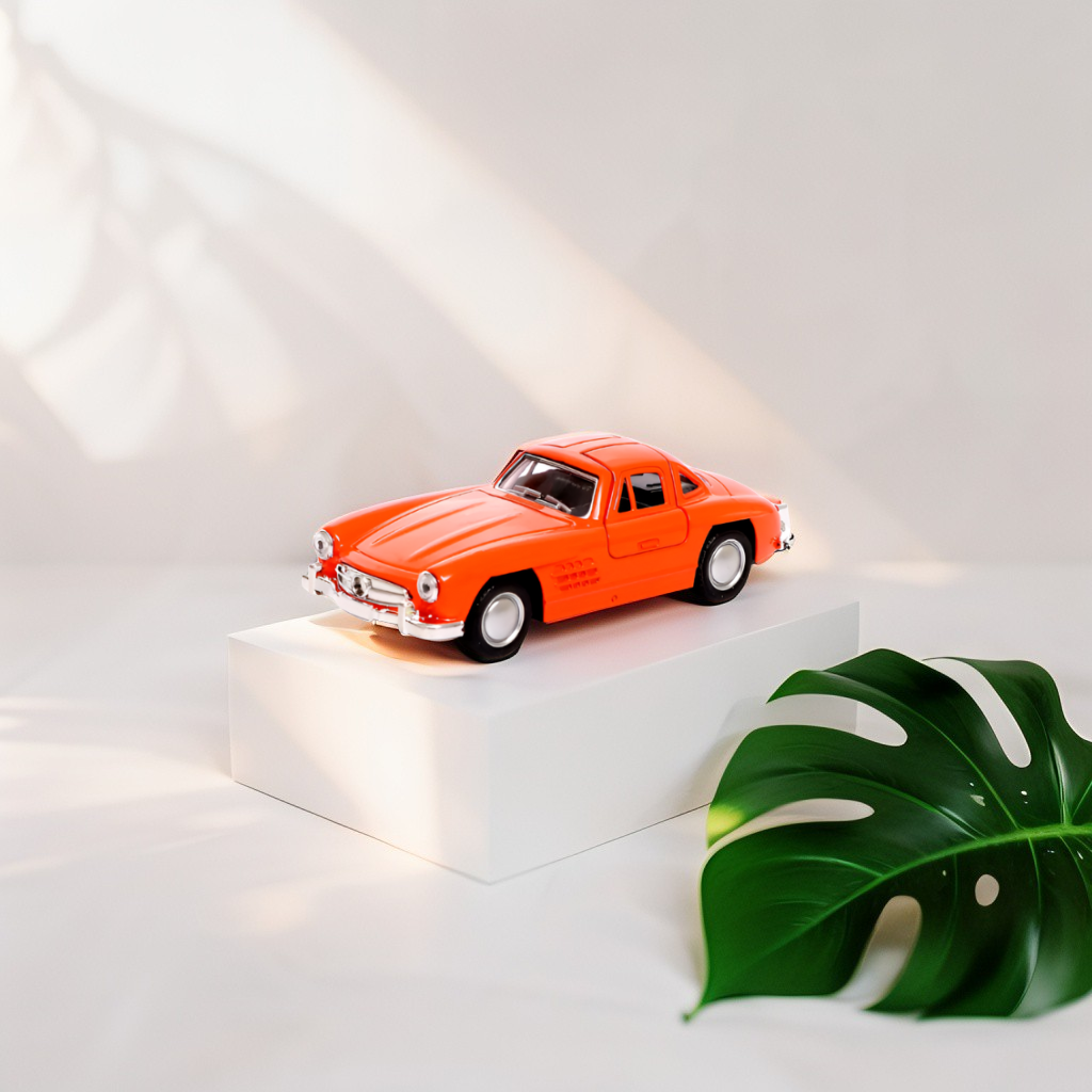 Orange - Mercedes Benz 300 SL Gullwing Metal Diecast Car Scale 1:36 TV5955.