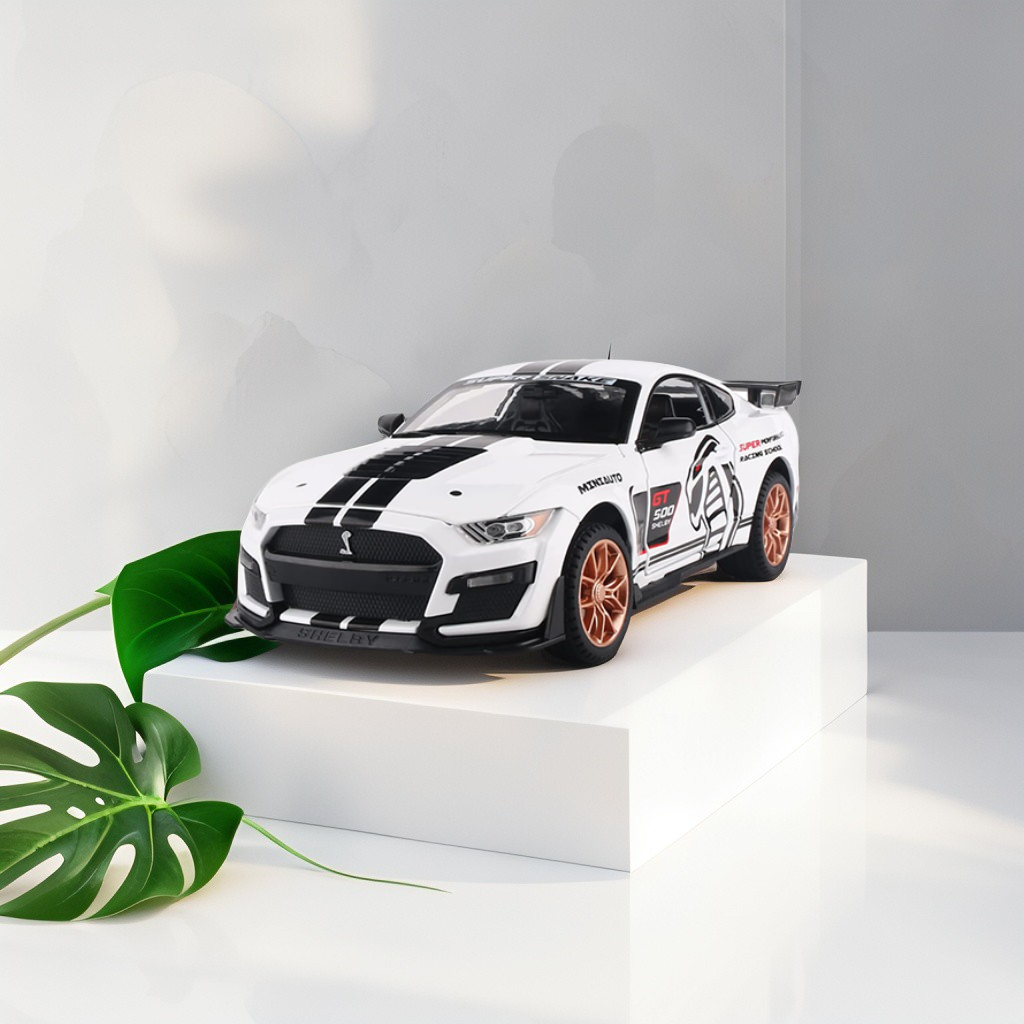 Mustang Shelby Cobra GT 500 Metal Model Diecast Car Scale 1:32 - White - Acrylic Transparent Box.