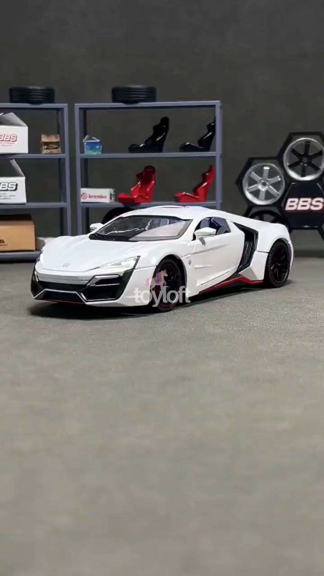 W Motors Lykan Hyper-Sport Speed Racing Car Openable Doors